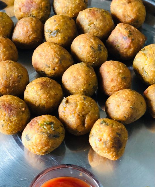 leftover-sindhi-food-pulao-saibhaji-pakora-recipe